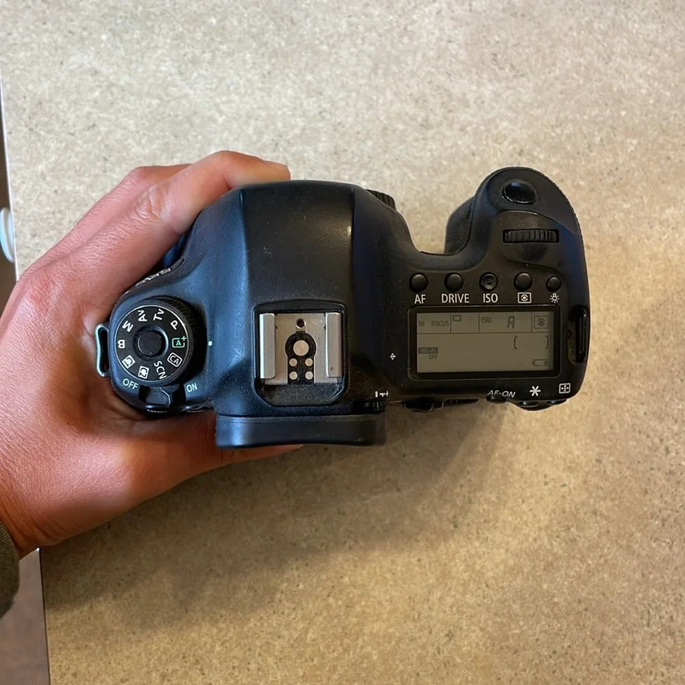 Canon 6d camera